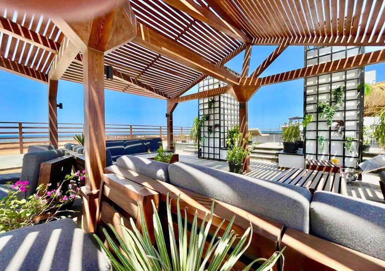 Sanctuary Sunlit Hurghada Haven With 4 Pools, Rooftop Sunsets & Gourmet Bites Steps Away Exterior foto